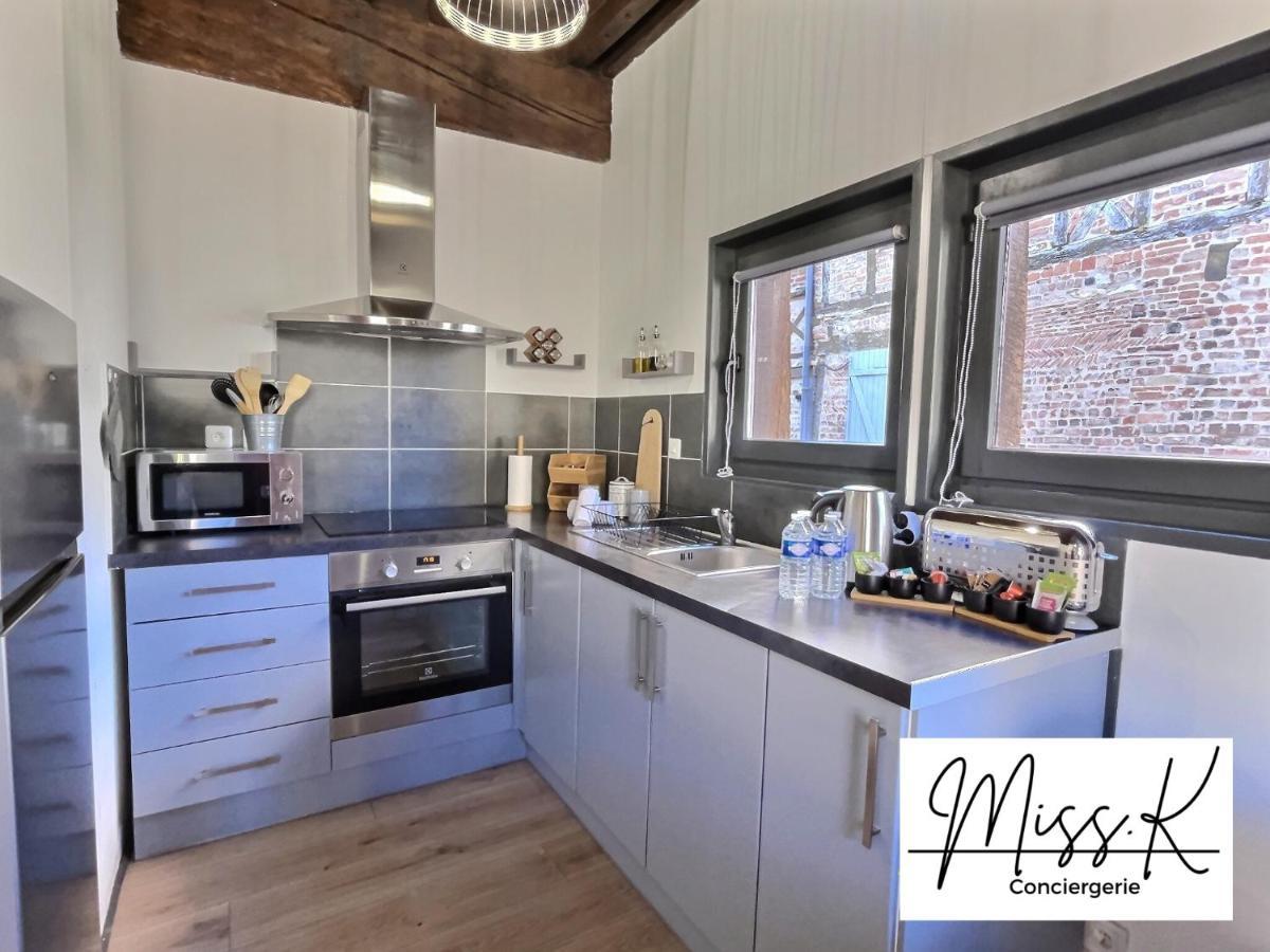 "La Fenetre Sur Le Marche" De Miss.K Conciergerie Apartment Chatillon-sur-Chalaronne Exterior photo