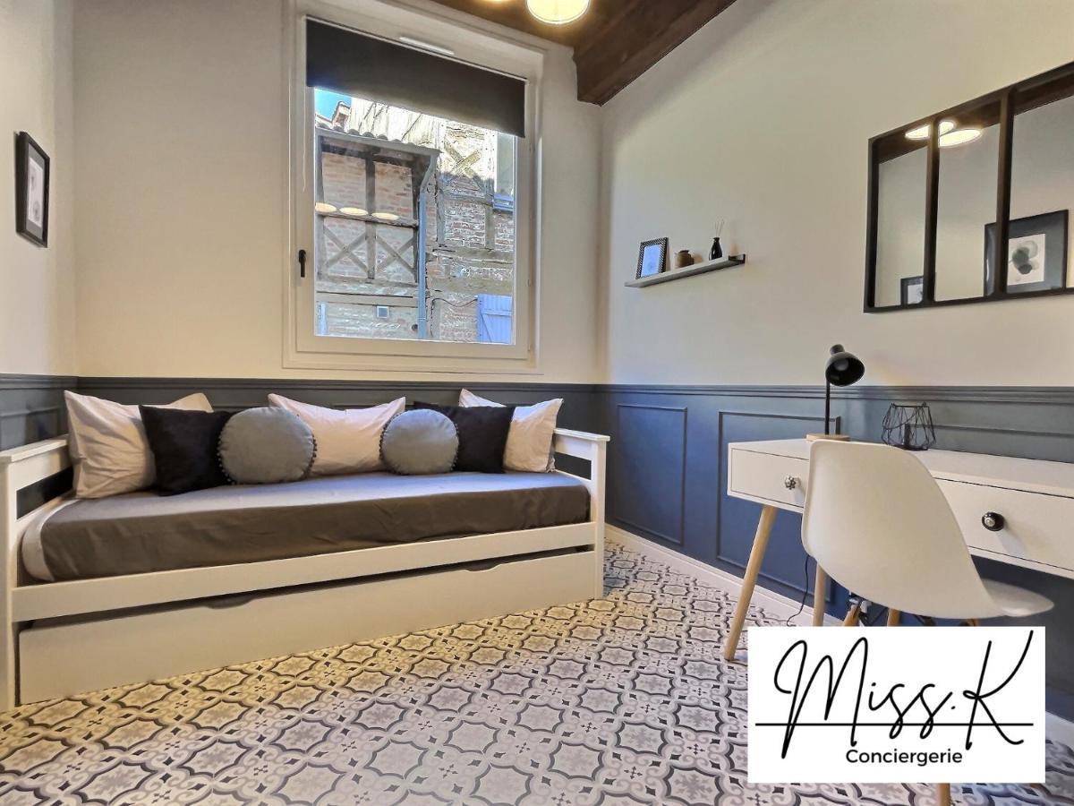 "La Fenetre Sur Le Marche" De Miss.K Conciergerie Apartment Chatillon-sur-Chalaronne Exterior photo